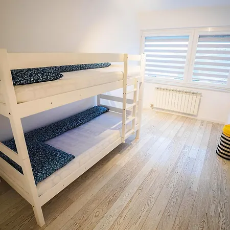 Vila Luxurious 4bdr Retreat With Cozy Fireplace Sarajevo