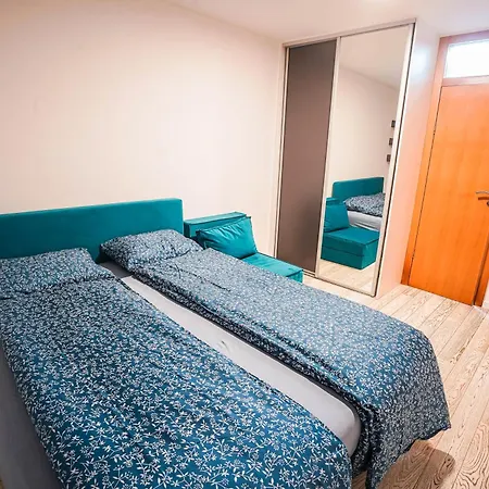 Vila Luxurious 4bdr Retreat With Cozy Fireplace Sarajevo