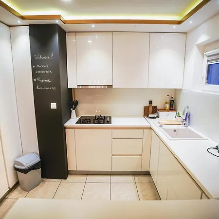 Vila Luxurious 4bdr Retreat With Cozy Fireplace Sarajevo